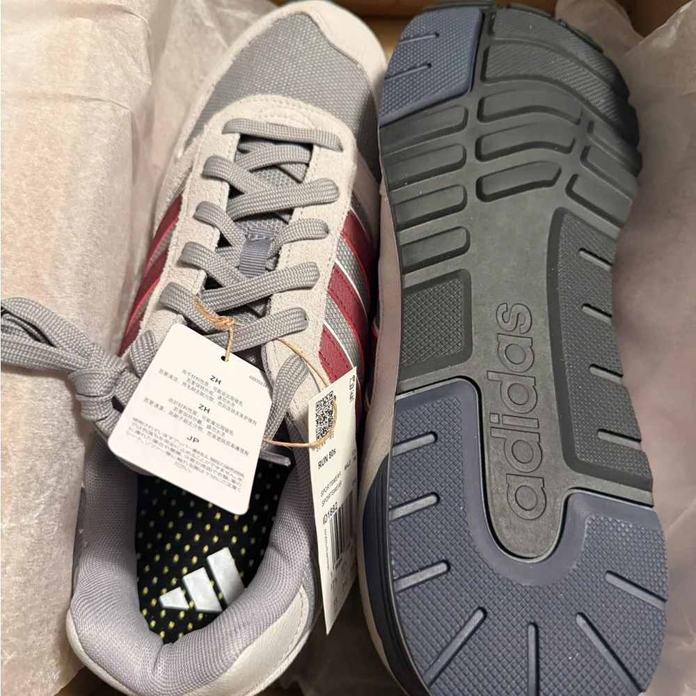 Adidas Men’s '‎ Gray and Red Run 80’s Sneakers size 13